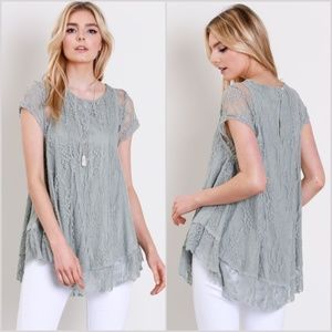 Store Closing - Last 2‼️ Lace Top